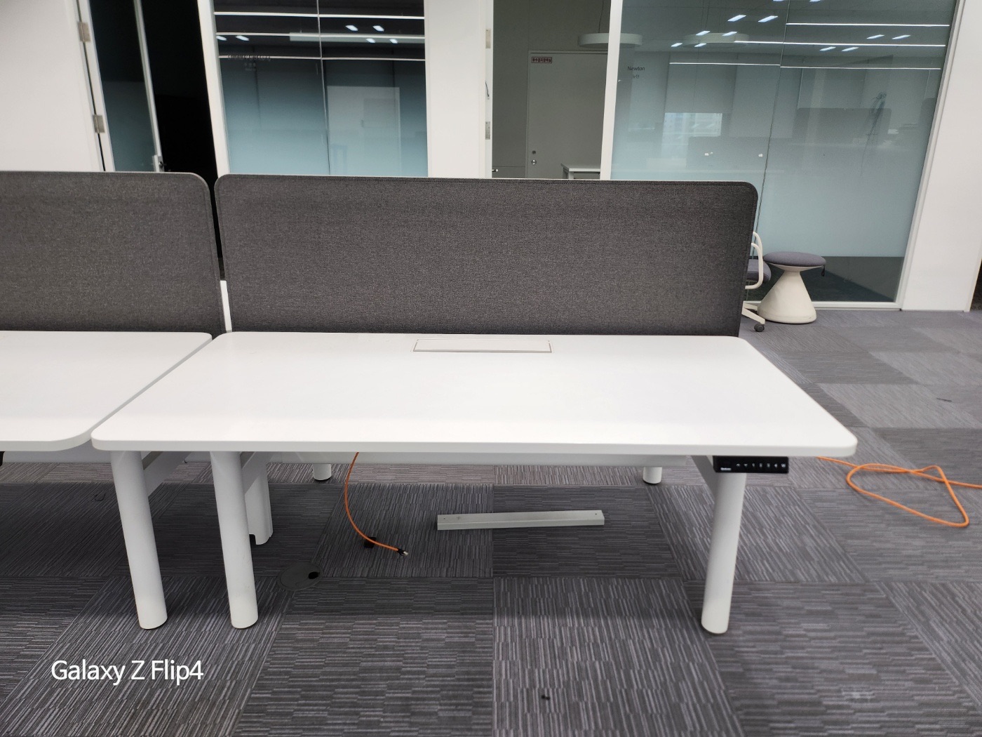 스틸케이스 1600 모션데스크[2인1세트]