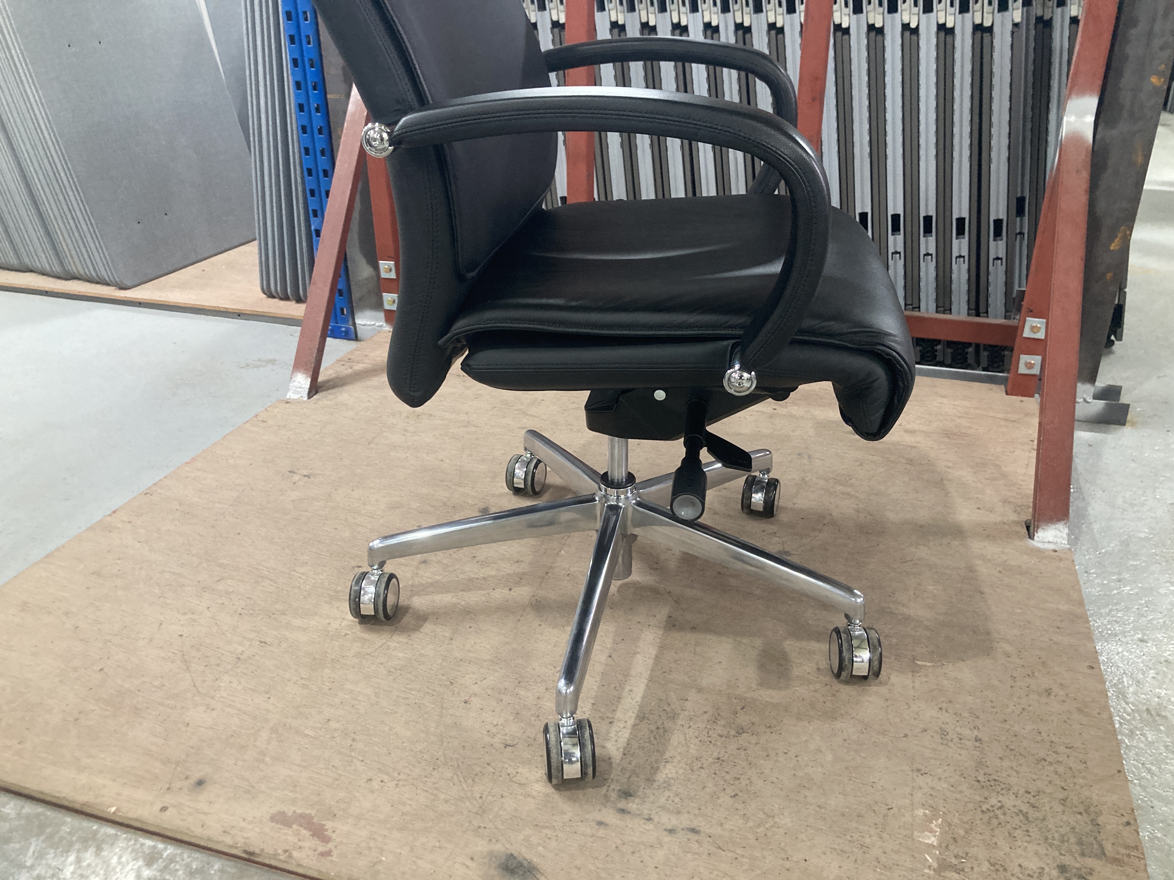 퍼시스 프로나드 중역용의자 CHN3300-성남예약